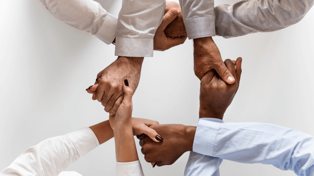 Read more about the article Looking to Partner with an Influencer Marketing Agency? Here are 7 Key Things You Should Expect