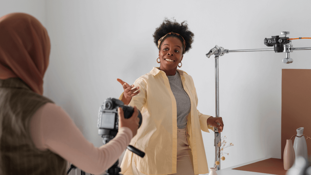 Read more about the article How to Create Your Rate Card as an Influencer / Content Creator: 2025 Guide
